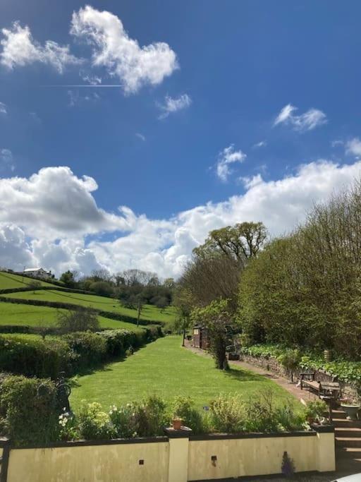 Charming Countryside Cottage Ground Floor Apartment In Combeinteignhead Devon Bishopsteignton Exterior photo